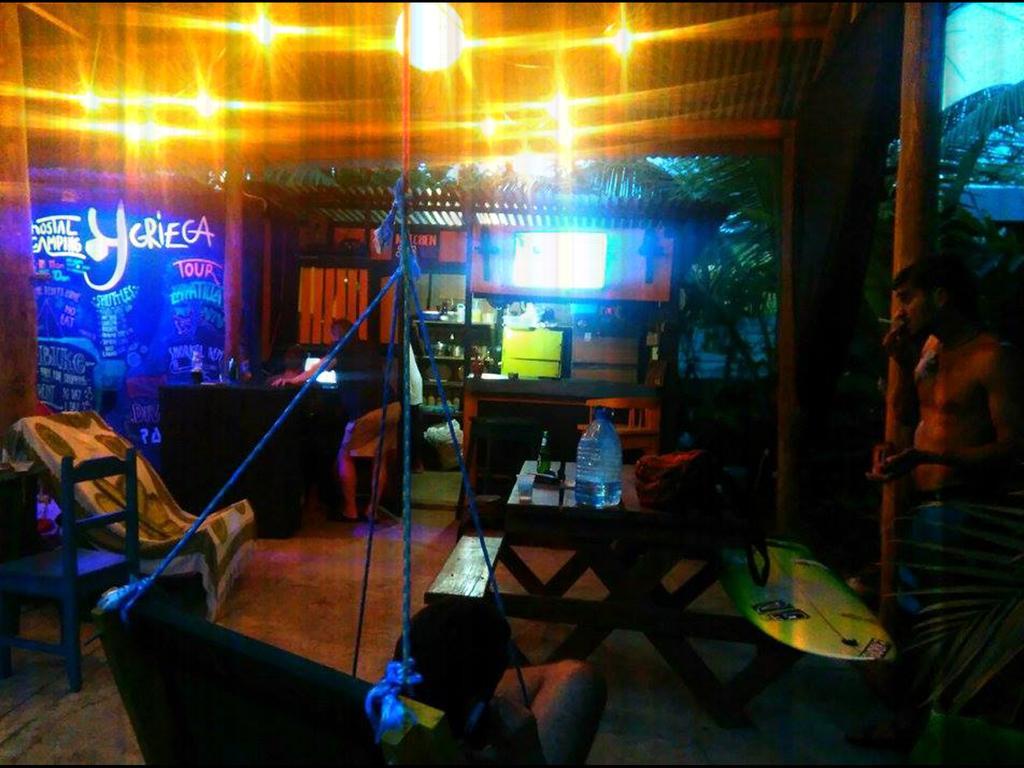 Camping Surf Camp