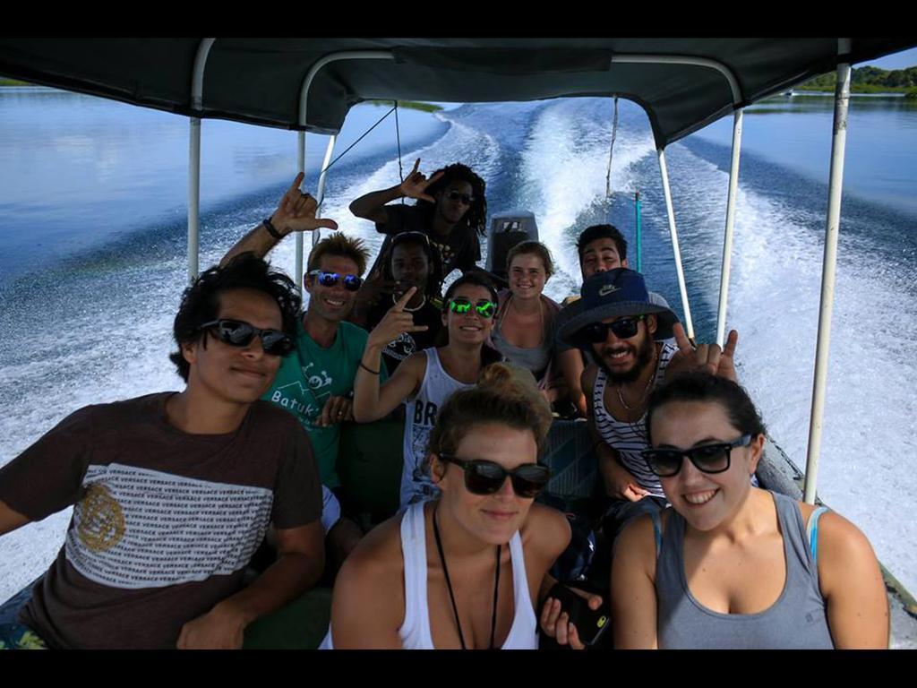 Camping Surf Camp *